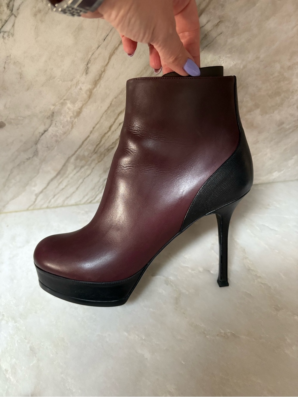 Yves Saint Laurent sz 39 ankle platform boots